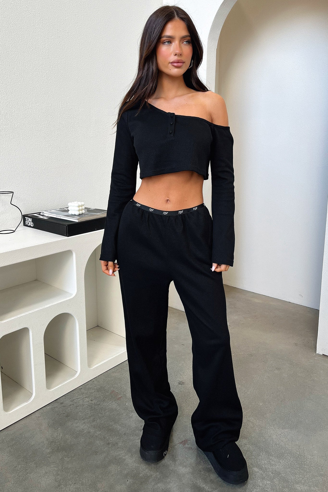 Dana Off Shoulder Long Sleeve Crop - Black - Image 7