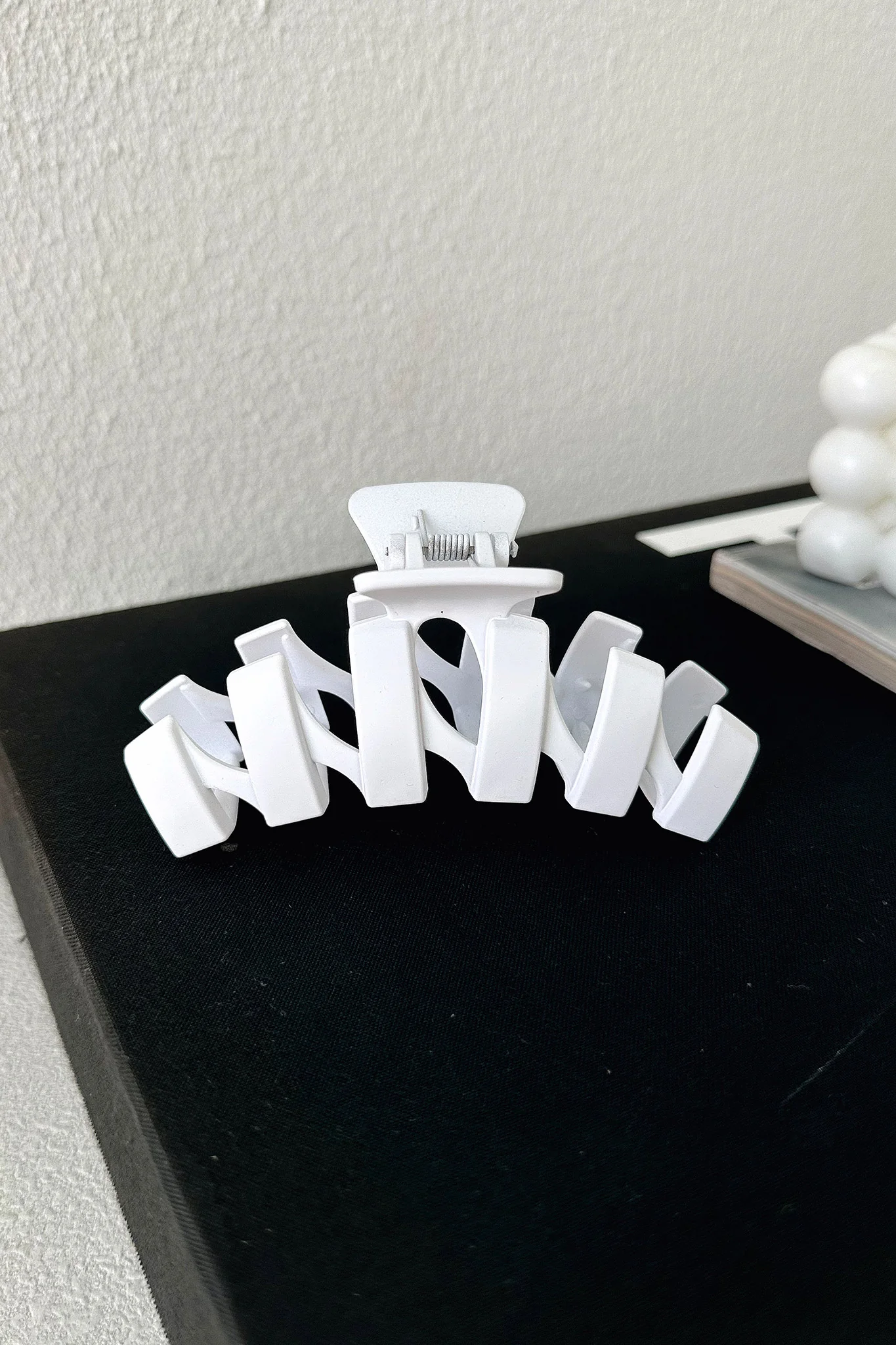 Issy Claw Clip - White - Image 3