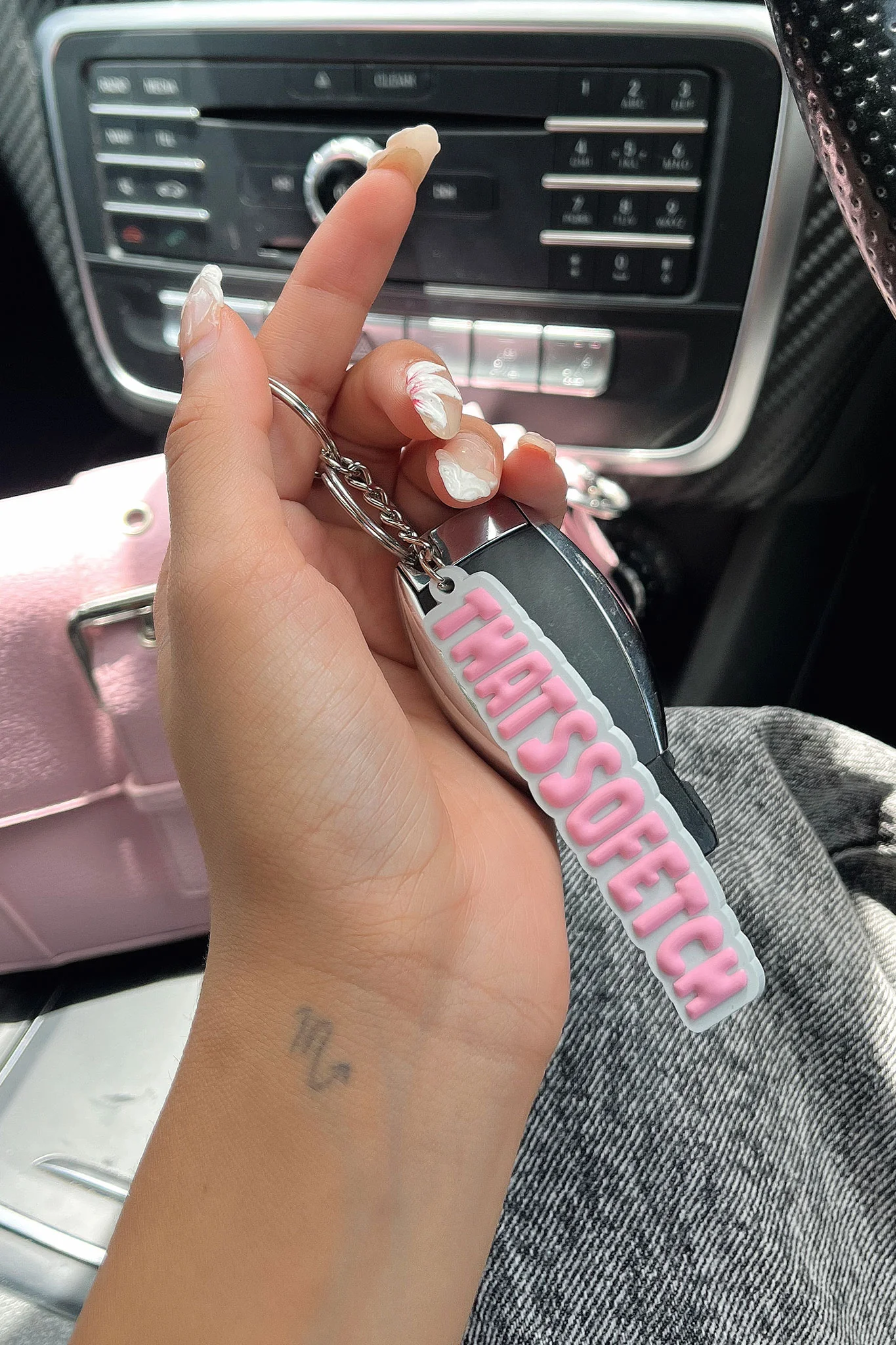 Rowan Keychain - Grey/Pink - Image 5
