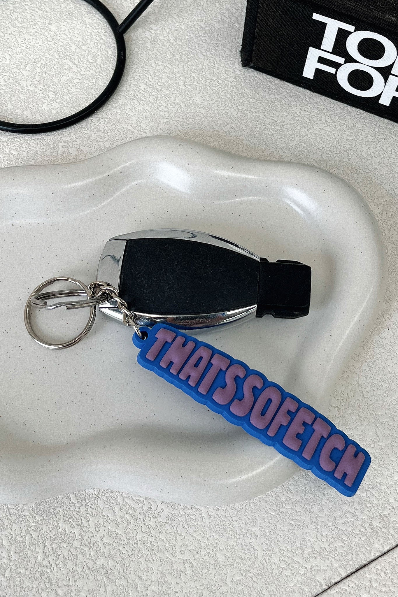 Rowan Keychain - Royalblue/Purple