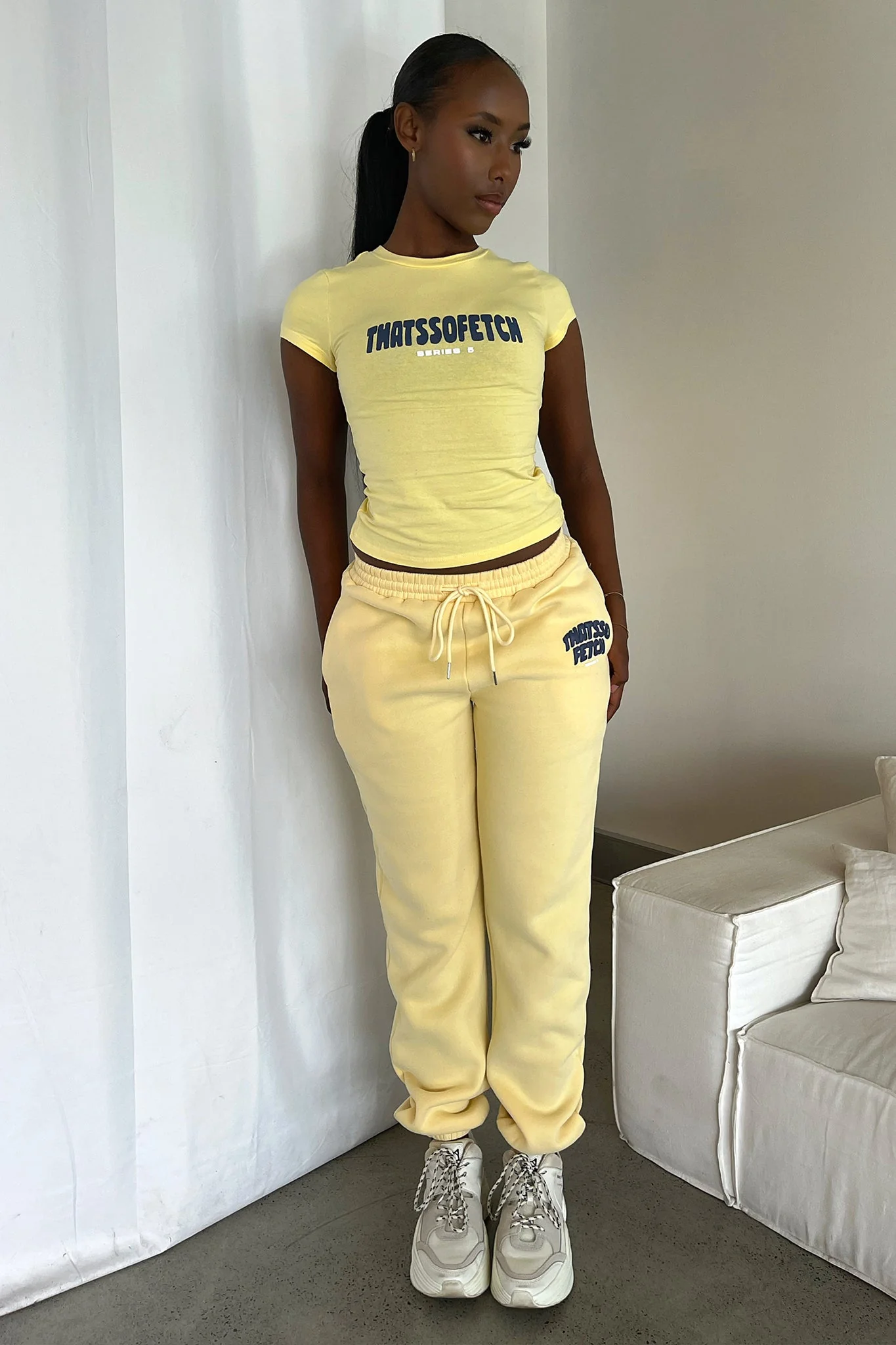 Series 5 Sweatpants - Yellow - Image 4