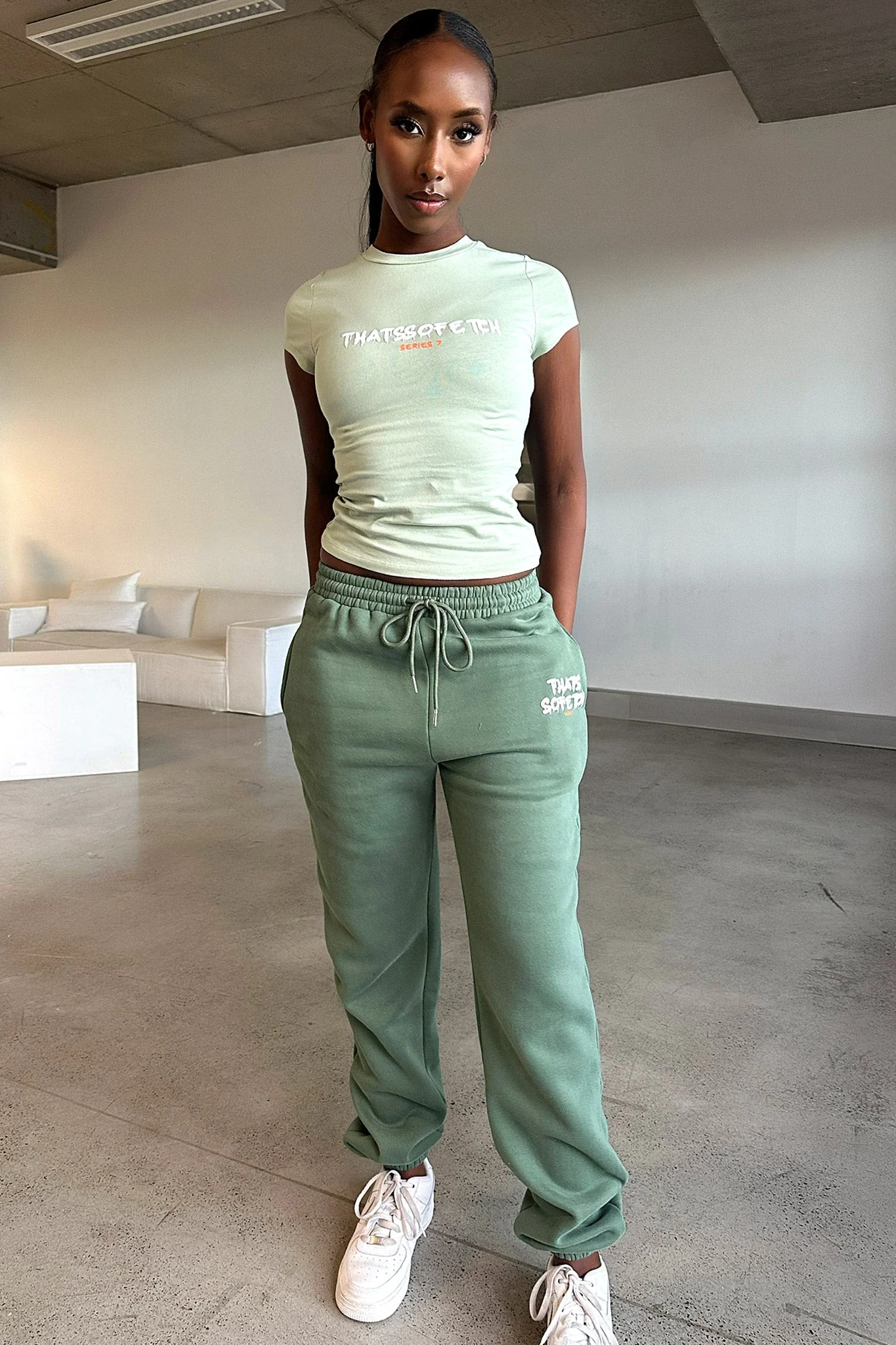 Series 7 Sweatpants - Green - Image 4