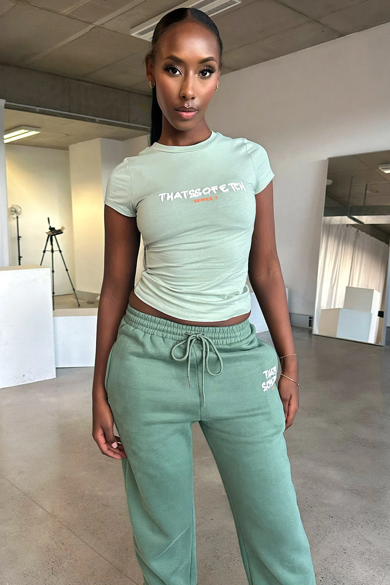 Series 7 Sweatpants - Green - Image 7