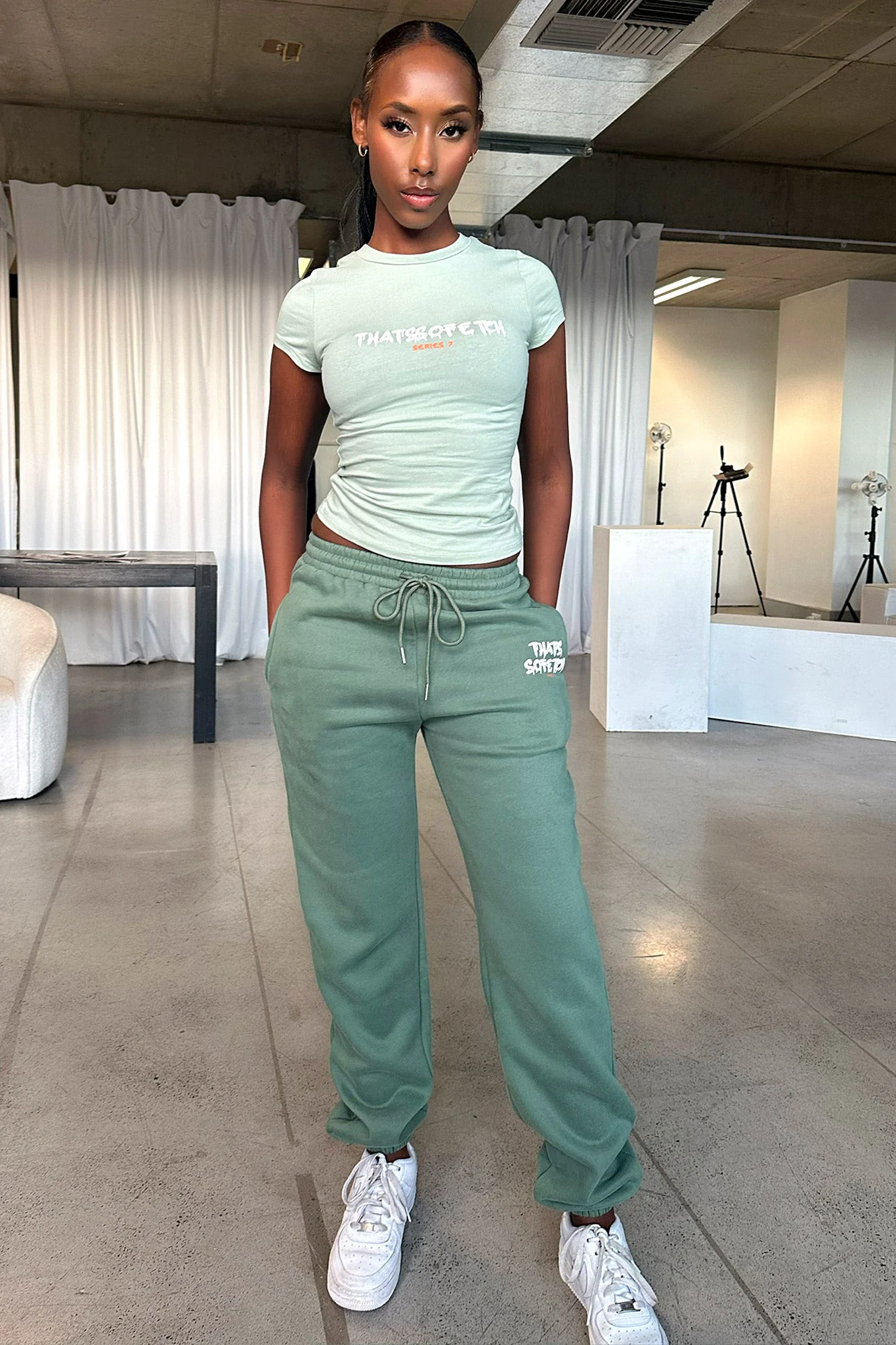 Series 7 Tee - Green - Image 2