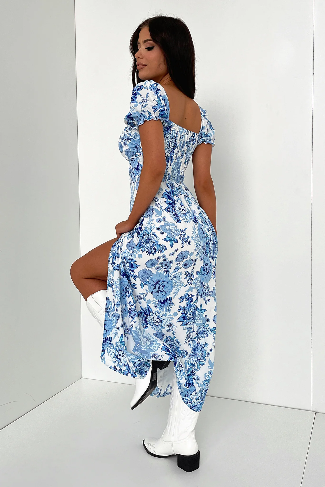 Solem Midi Dress - Blue Floral - Image 4